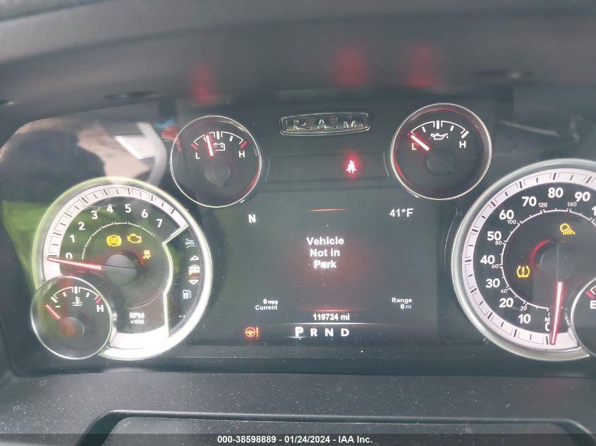 2018 RAM 1500 BIG HORN  4X4 6'4 BOX - 1C6RR7TT6JS118577