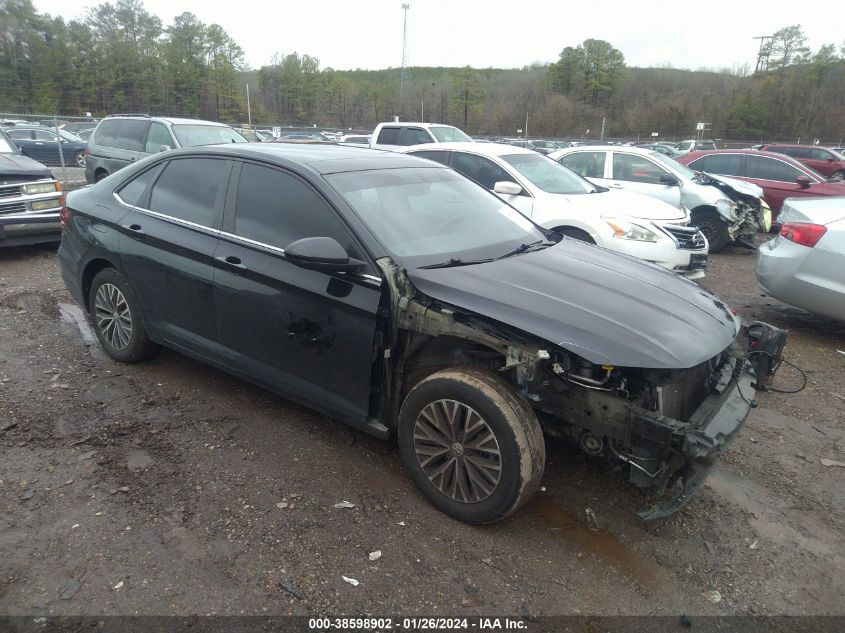 2019 VOLKSWAGEN JETTA 1.4T R-LINE/1.4T S/1.4T SE - 3VWCB7BU2KM132965