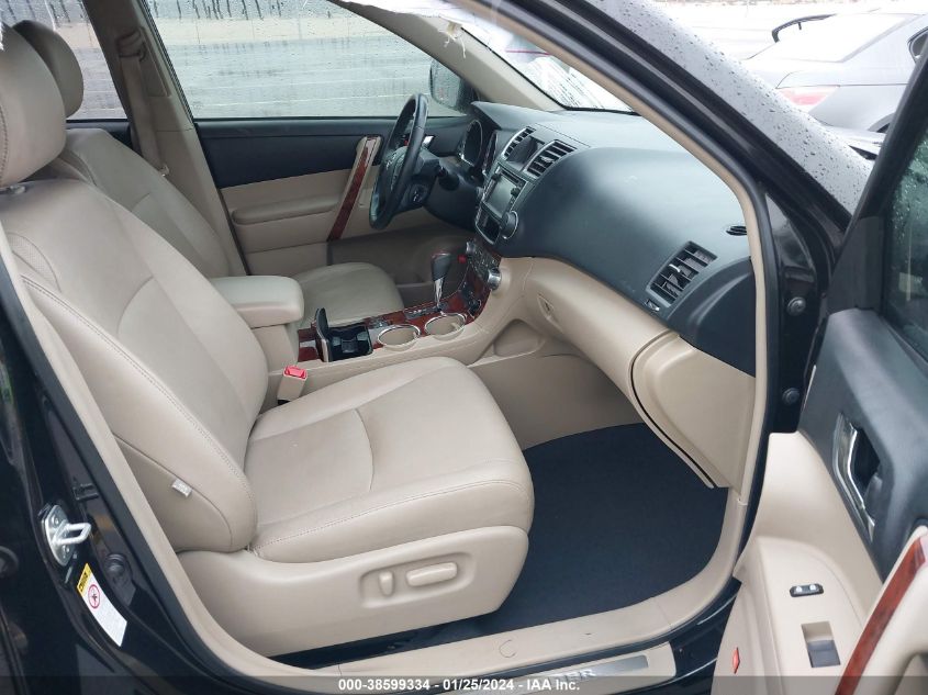 2013 TOYOTA HIGHLANDER LIMITED - 5TDYK3EHXDS121814