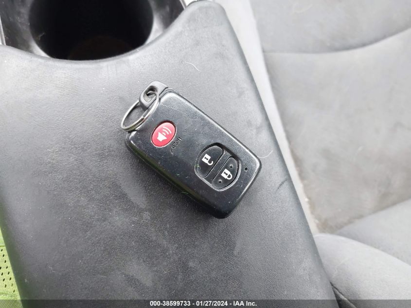 2013 TOYOTA PRIUS TWO - JTDKN3DU6D1635720