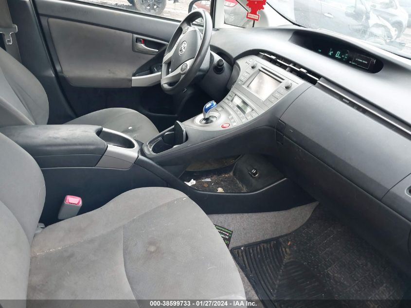 2013 TOYOTA PRIUS TWO - JTDKN3DU6D1635720