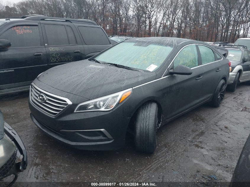 2016 HYUNDAI SONATA SE - 5NPE24AFXGH306792