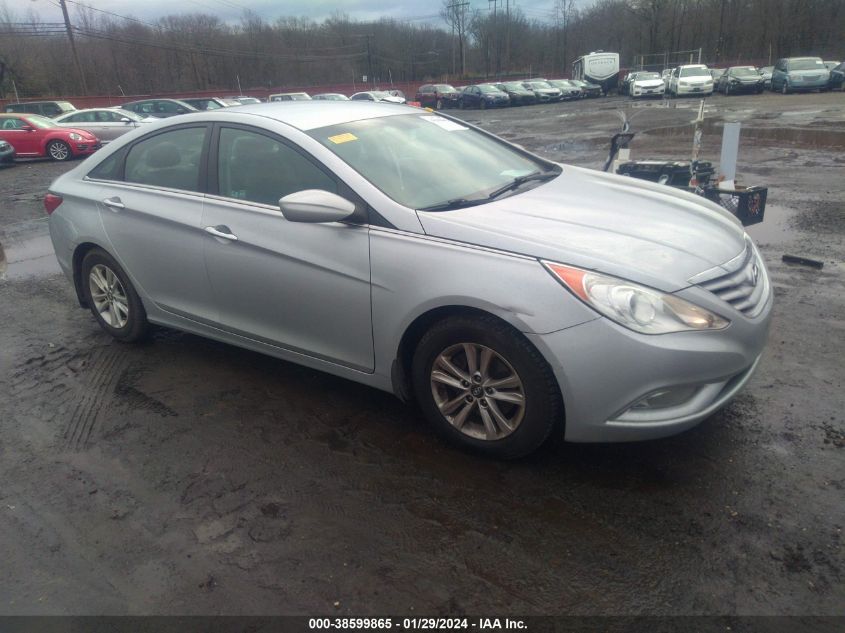 2013 HYUNDAI SONATA GLS - 5NPEB4AC5DH706650