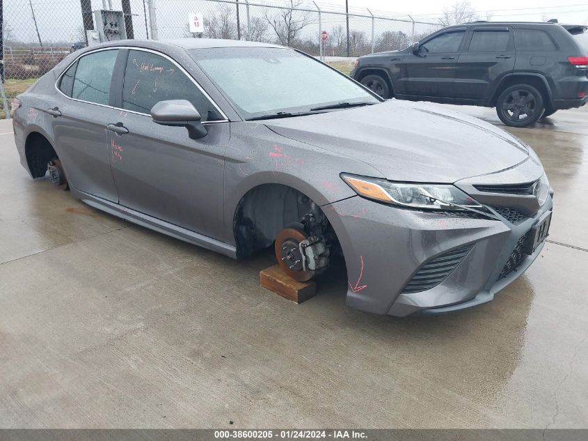 2018 TOYOTA CAMRY SE - 4T1B11HK1JU634148