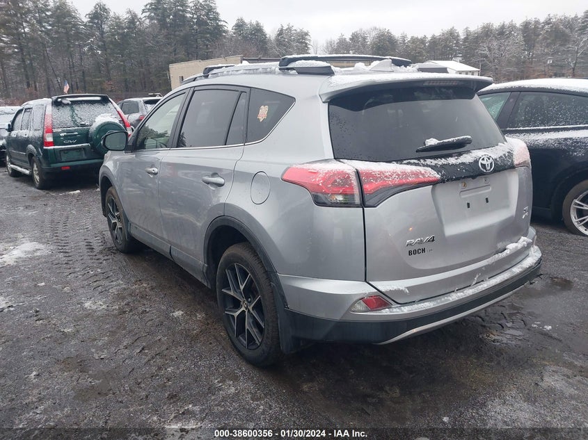VIN JTMJFREV6JD245567 2018 TOYOTA RAV4 SE