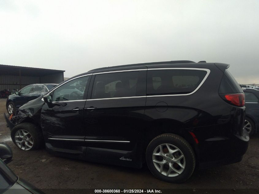 2017 CHRYSLER PACIFICA TOURING L - 2C4RC1BG8HR551194