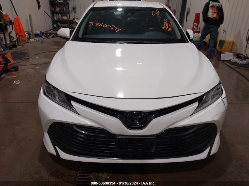 2018 TOYOTA CAMRY LE - JTNB11HK6J3024039