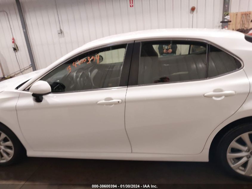 2018 TOYOTA CAMRY LE - JTNB11HK6J3024039