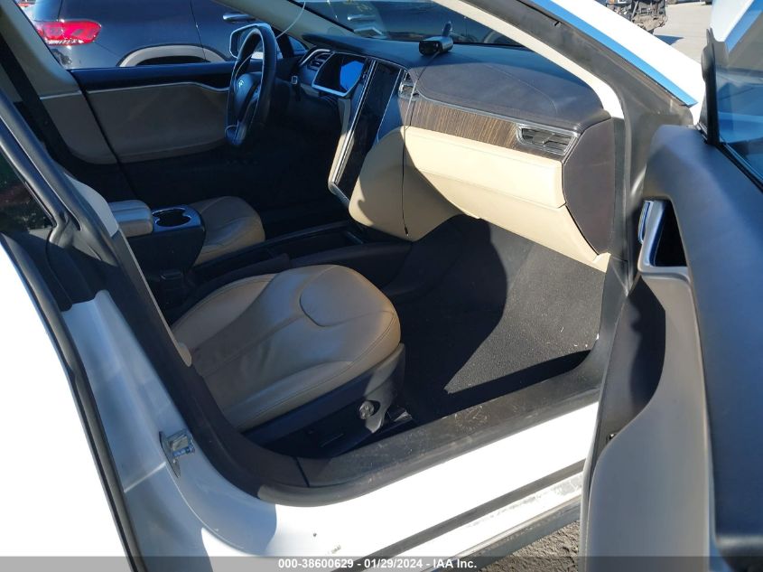2013 TESLA MODEL S - 5YJSA1DN5DFP10438