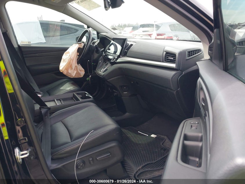 VIN 5FNRL6H73MB011231 2021 HONDA ODYSSEY EXL