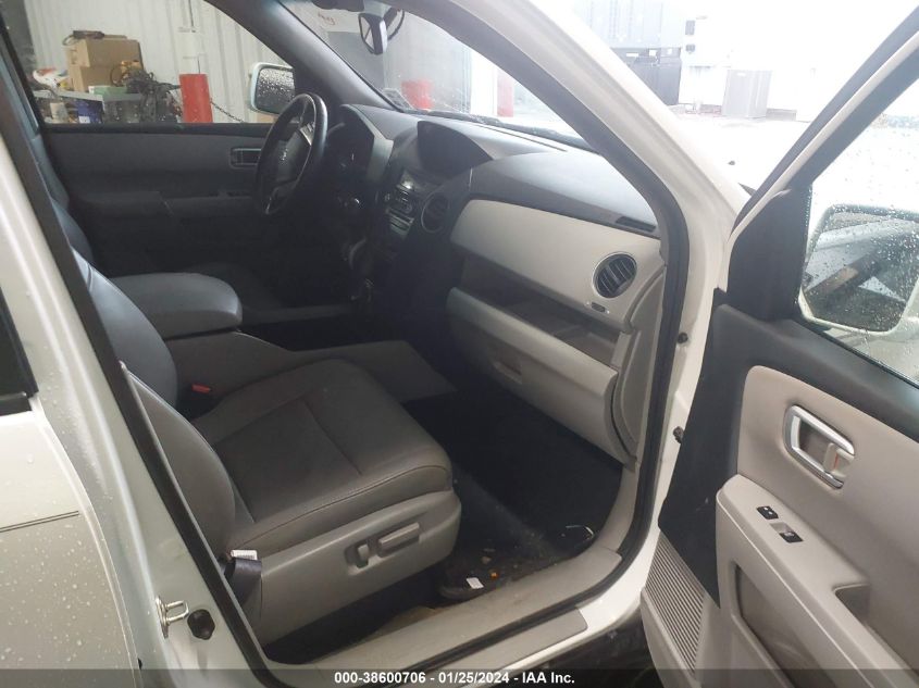 2014 HONDA PILOT TOURING - 5FNYF3H99EB018592