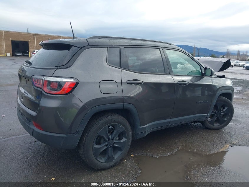 VIN 3C4NJCBB0KT815159 2019 JEEP COMPASS ALTITUDE FWD