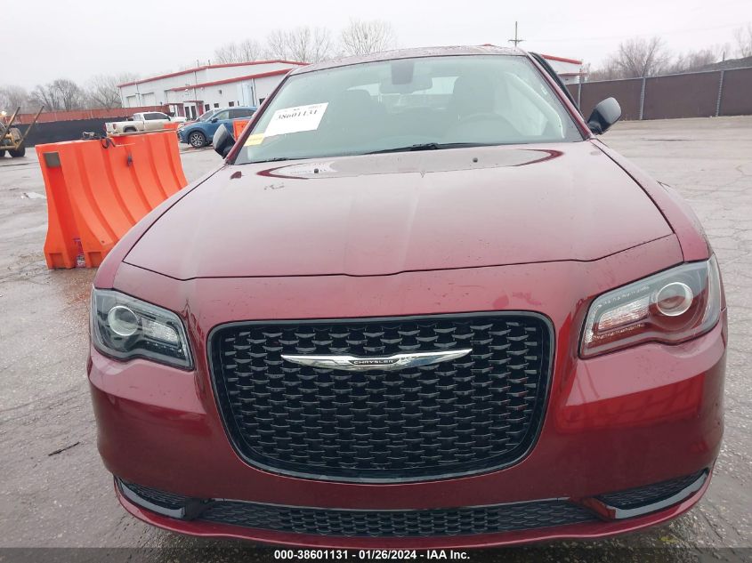2019 CHRYSLER 300 TOURING - 2C3CCAAGXKH666307