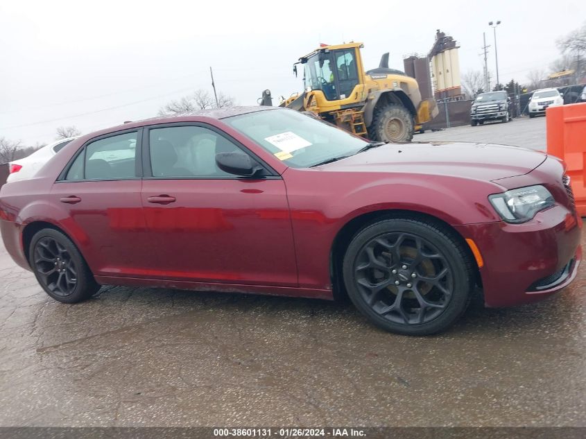 2019 CHRYSLER 300 TOURING - 2C3CCAAGXKH666307
