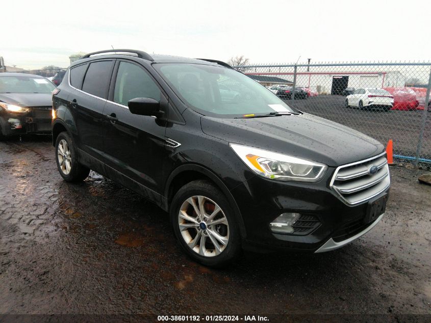 2017 FORD ESCAPE SE - 1FMCU9GD6HUD99673