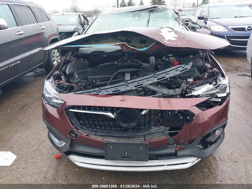 VIN W04GV8SX2J1163554 2018 BUICK REGAL TOURX ESSENCE