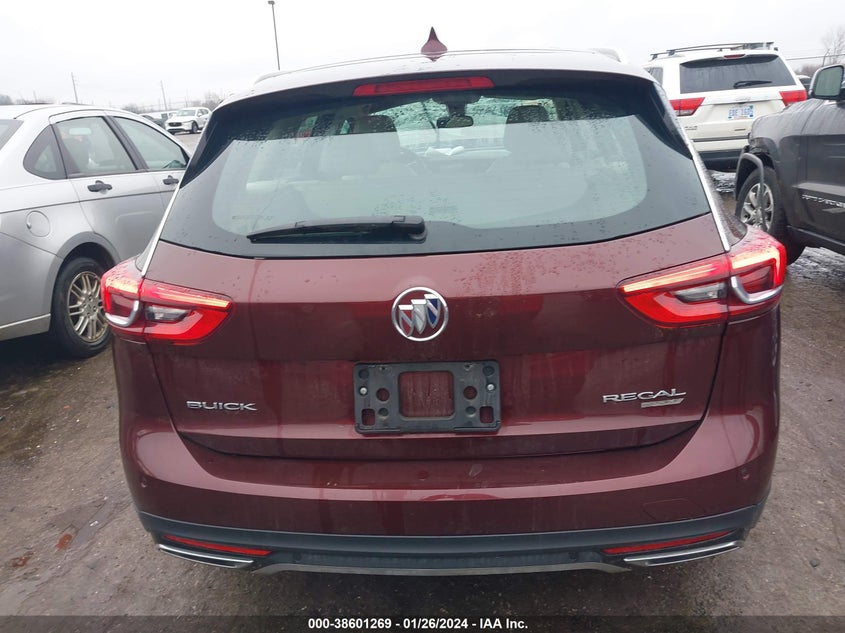 VIN W04GV8SX2J1163554 2018 BUICK REGAL TOURX ESSENCE