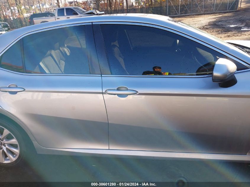 2018 TOYOTA CAMRY LE - 4T1B11HK4JU652577