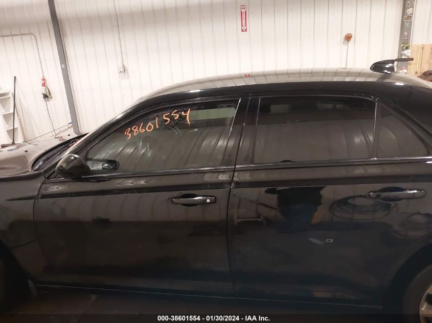 2019 CHRYSLER 300 TOURING AWD - 2C3CCARG9KH624831