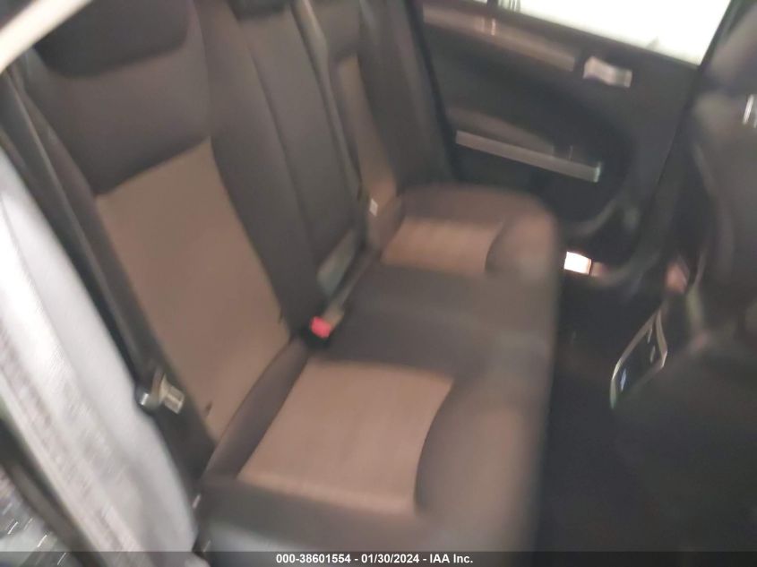 2019 CHRYSLER 300 TOURING AWD - 2C3CCARG9KH624831