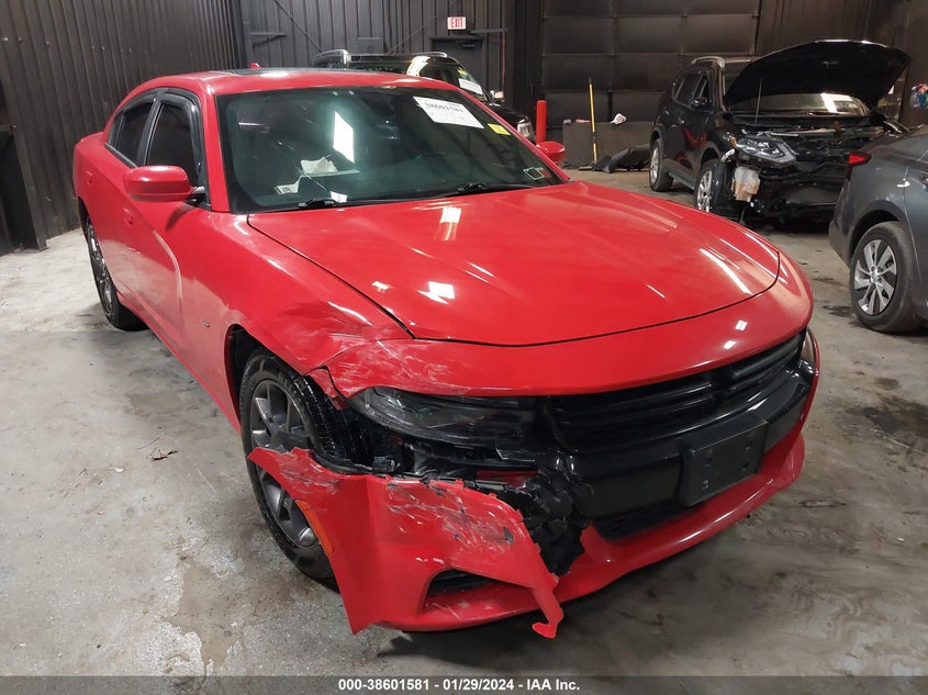 VIN 2C3CDXJG4JH207661 2018 DODGE CHARGER GT AWD