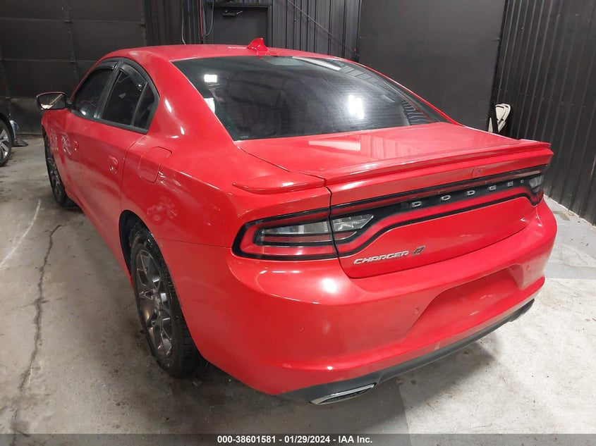 VIN 2C3CDXJG4JH207661 2018 DODGE CHARGER GT AWD