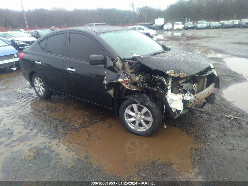 2014 NISSAN VERSA 1.6 SV - 3N1CN7AP7EL827977