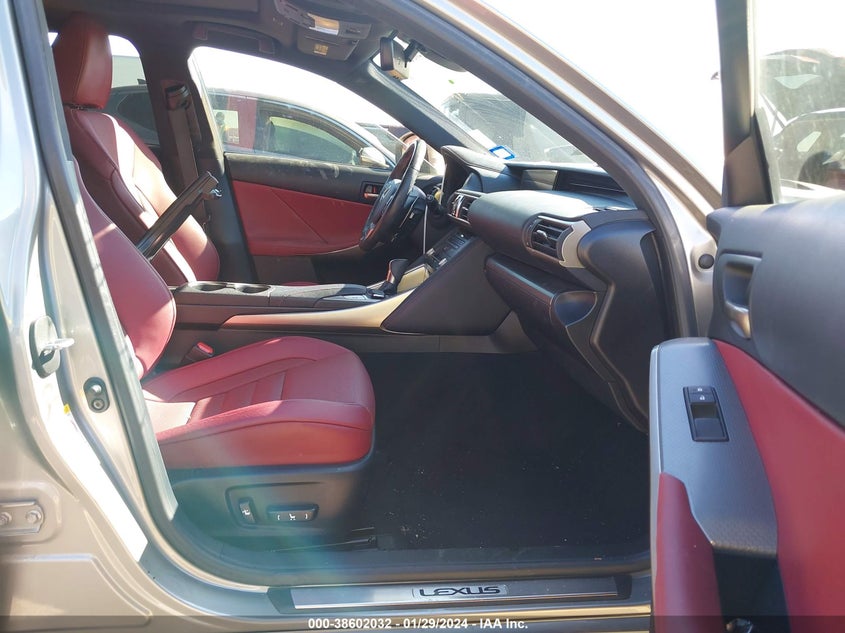 VIN JTHBZ1D29J5033307 2018 LEXUS IS 350