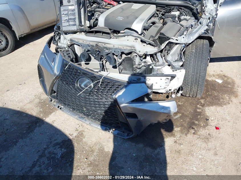 VIN JTHBZ1D29J5033307 2018 LEXUS IS 350