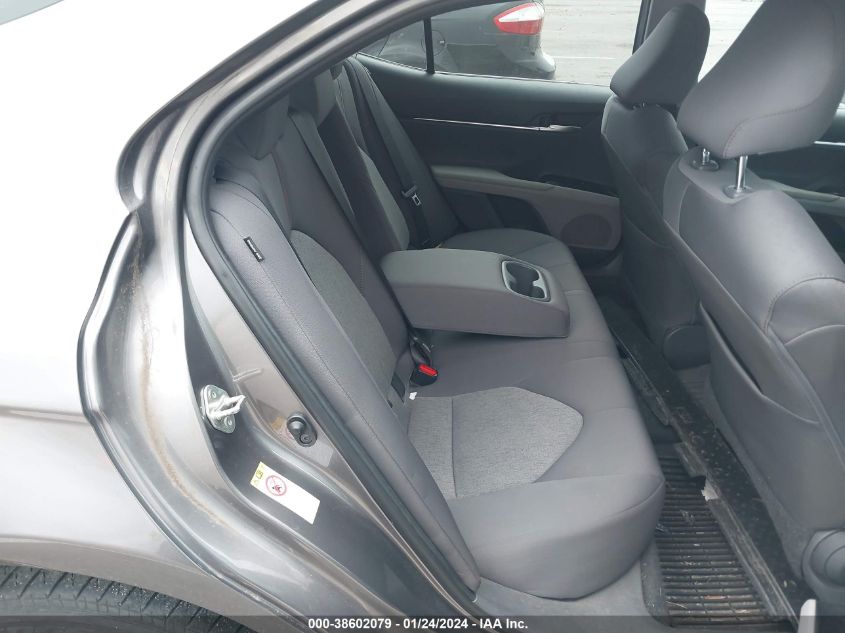 2018 TOYOTA CAMRY LE - 4T1B11HK8JU063502