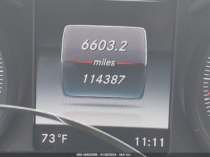 2015 MERCEDES-BENZ C 300 4MATIC/LUXURY 4MATIC/SPORT 4MATIC - 55SWF4KB7FU062437