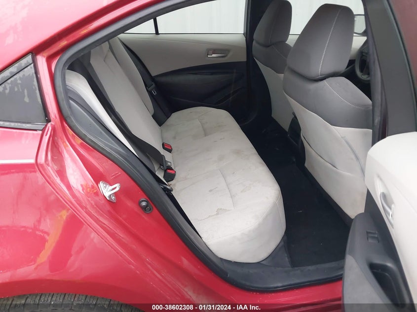 VIN JTDEPRAE9LJ008709 2020 TOYOTA COROLLA LE