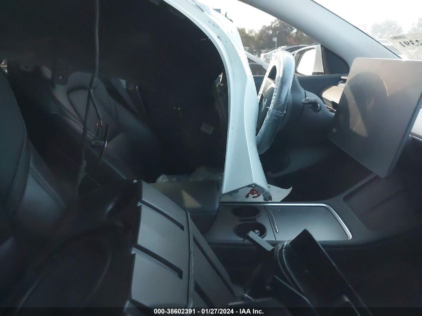 2022 TESLA MODEL Y - 7SAYGDEE7NF440965