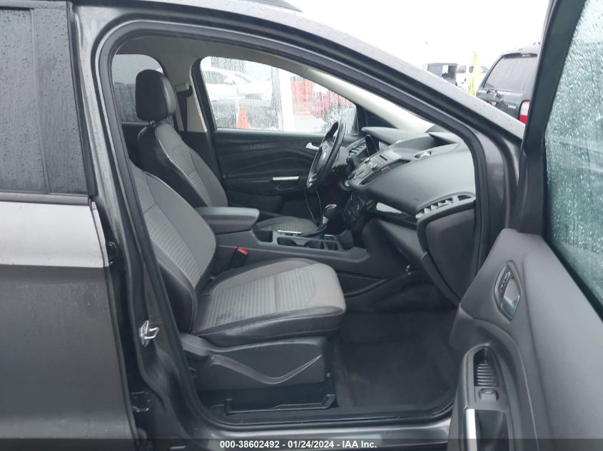 2017 FORD ESCAPE SE - 1FMCU9GD1HUB34952