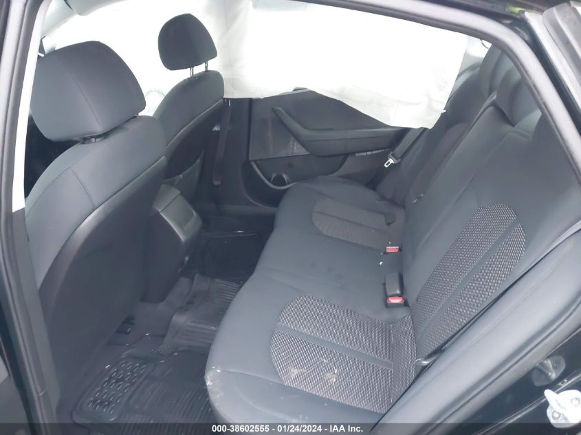 2019 HYUNDAI SONATA SE - 5NPE24AF1KH760244