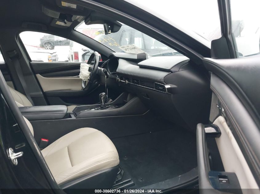 2019 MAZDA MAZDA3 PREFERRED PACKAGE - JM1BPBMM5K1122699