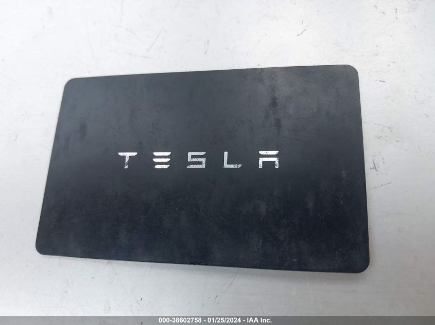 2022 TESLA MODEL 3 - 5YJ3E1EBXNF182586