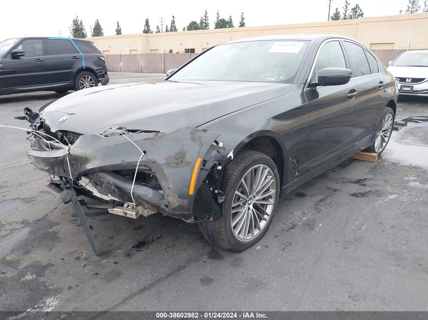 VIN WBAJA5C52KWW25762 2019 BMW 530I