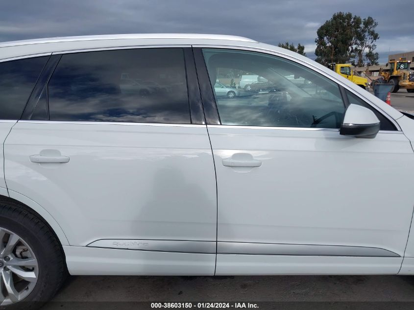 WA1LAAF74HD043811 2017 AUDI Q7, photo no. 13