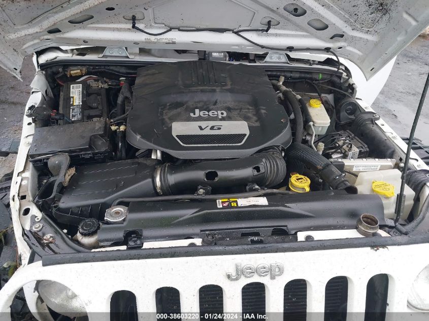 2015 JEEP WRANGLER UNLIMITED SPORT - 1C4BJWDG2FL610781