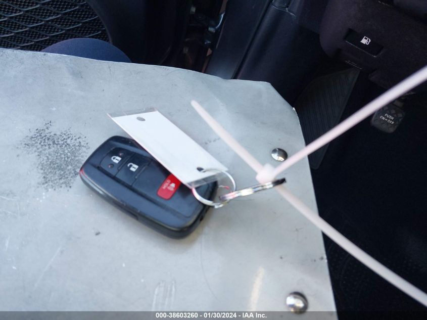 2018 TOYOTA PRIUS TWO - JTDKBRFUXJ3074172