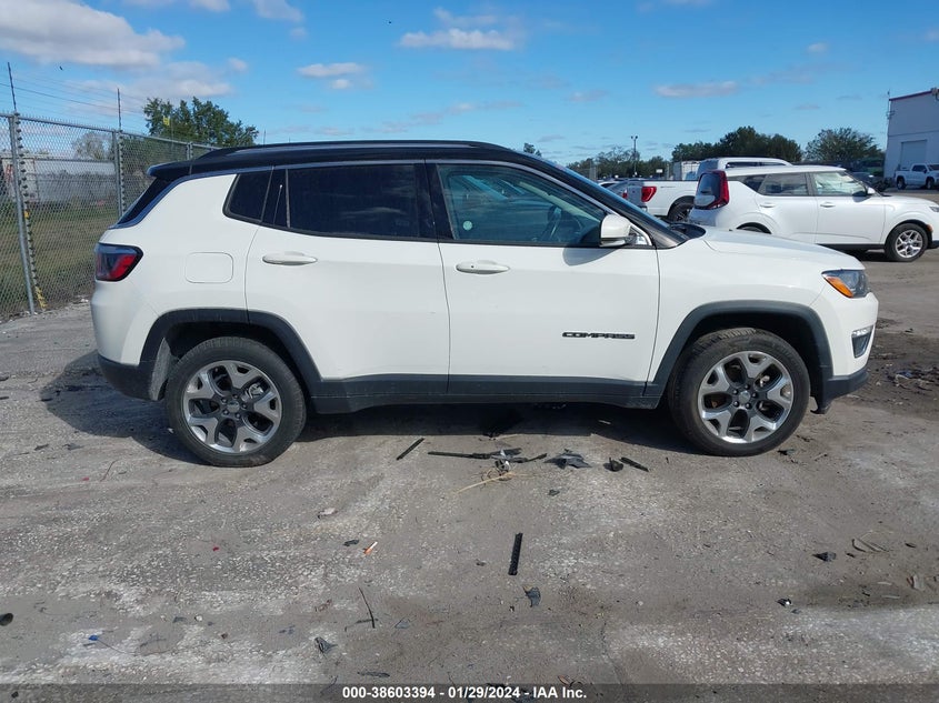 VIN 3C4NJDCBXJT457961 2018 JEEP COMPASS LIMITED 4X4