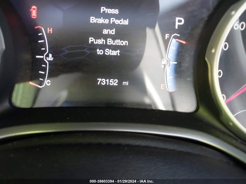 VIN 3C4NJDCBXJT457961 2018 JEEP COMPASS LIMITED 4X4