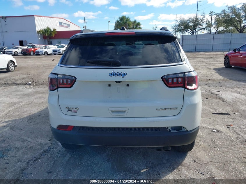 VIN 3C4NJDCBXJT457961 2018 JEEP COMPASS LIMITED 4X4