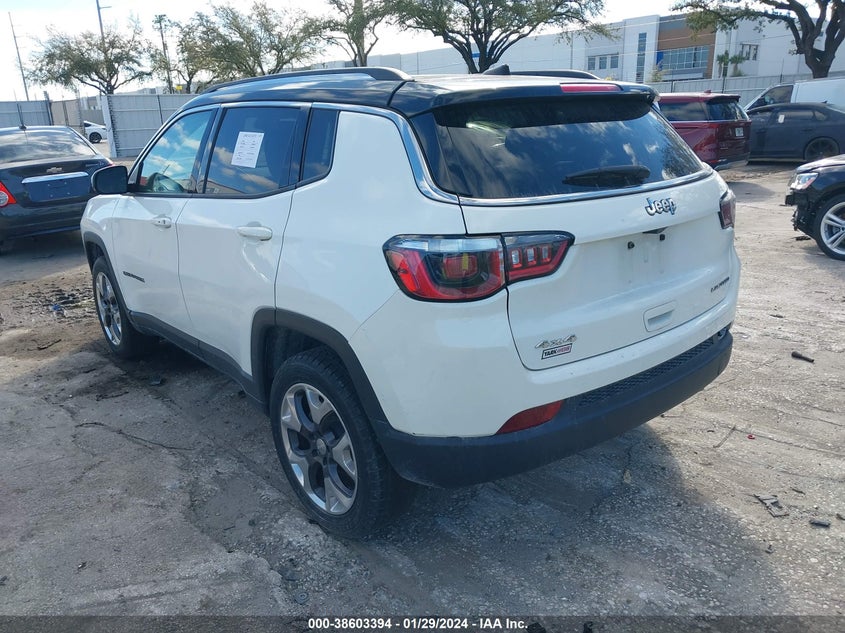 VIN 3C4NJDCBXJT457961 2018 JEEP COMPASS LIMITED 4X4