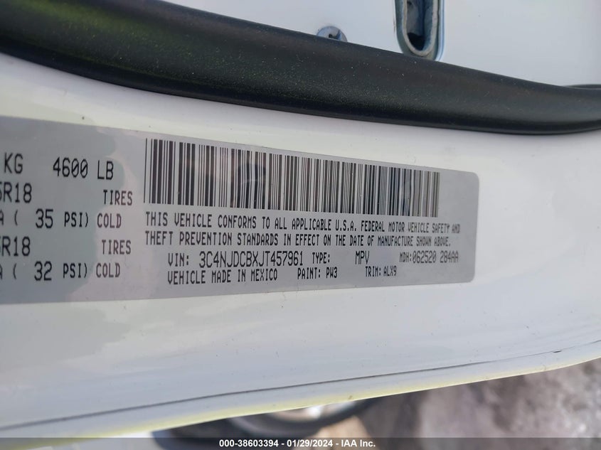 VIN 3C4NJDCBXJT457961 2018 JEEP COMPASS LIMITED 4X4