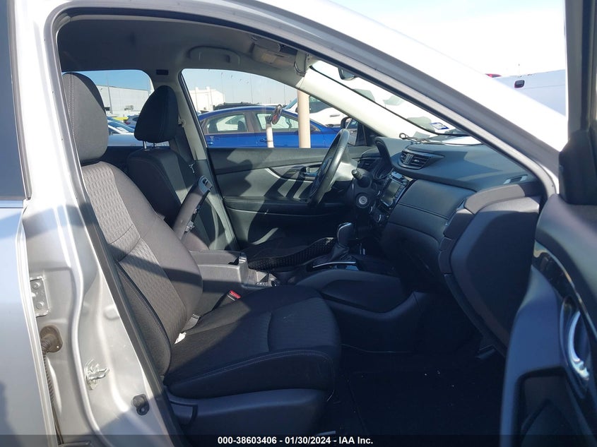 VIN JN8AT2MT0LW004566 2020 NISSAN ROGUE S/SV