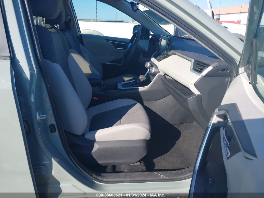 2020 TOYOTA RAV4 XLE - 2T3W1RFV0LC051367