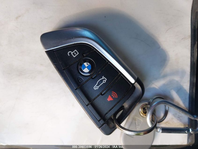 2019 BMW X3 SDRIVE30I - 5UXTR7C53KLE98412