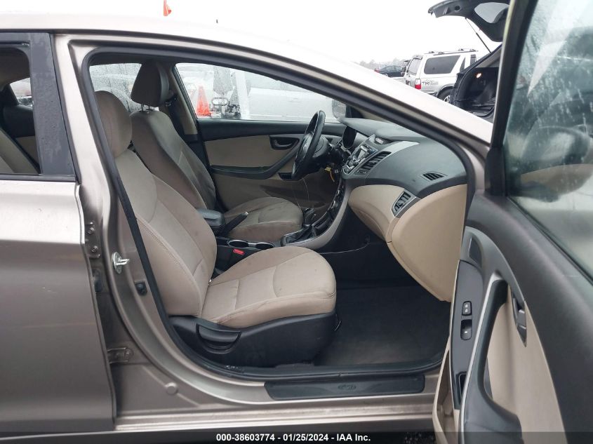 2014 HYUNDAI ELANTRA SE - 5NPDH4AE6EH529930